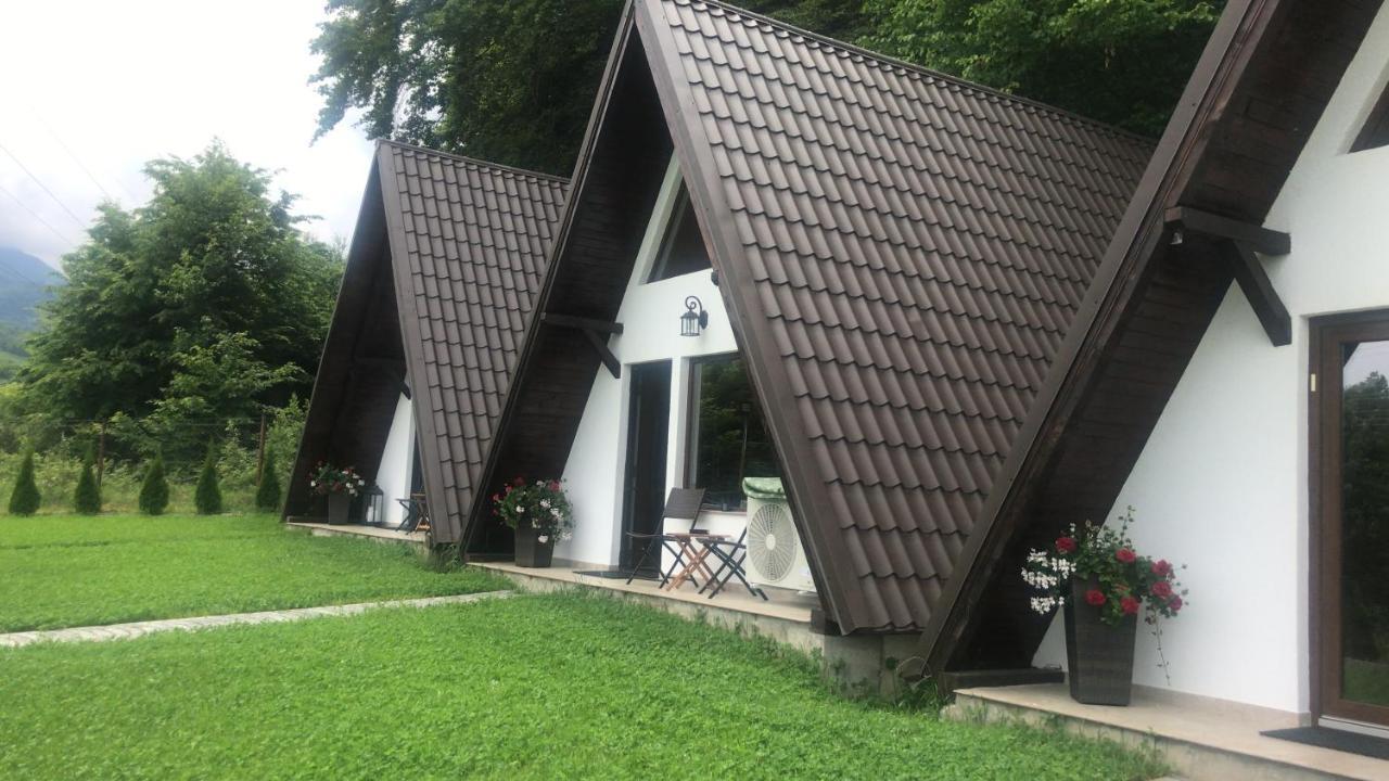 Casutele De Sub Padure Hotel Felek Kültér fotó